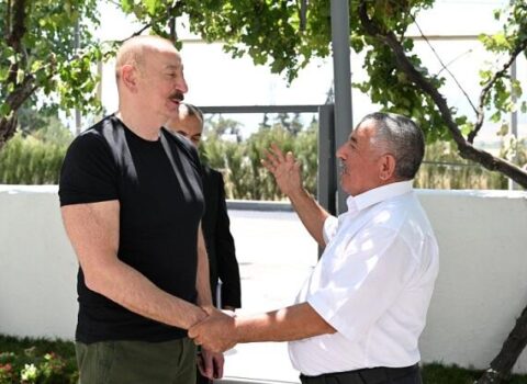 Prezident Xocalıda bu ailənin qonağı oldu
