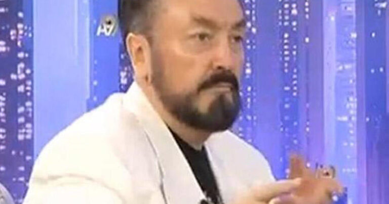 Adnan Oktarın həbsxanadan çəkilmiş FOTOsu gündəm oldu