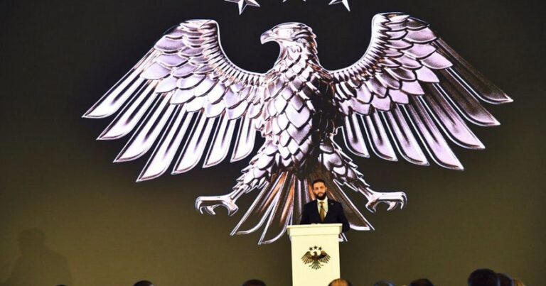 Suriyanın gerbi dəyişir