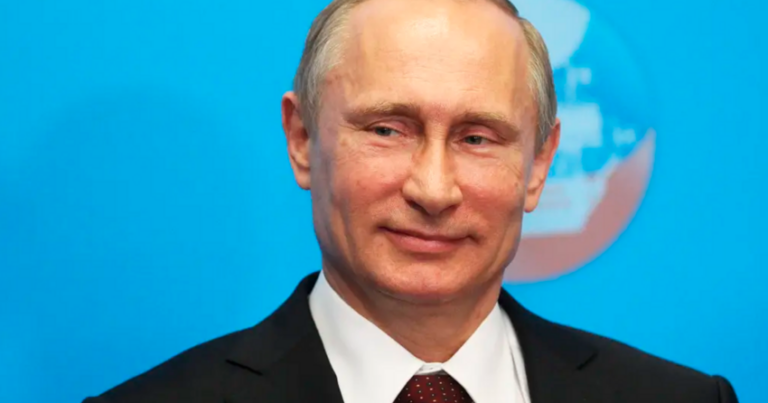 Putin: “250 il əvvəl ABŞ-ı Britaniyadan qurtaran biz olmuşuq!”