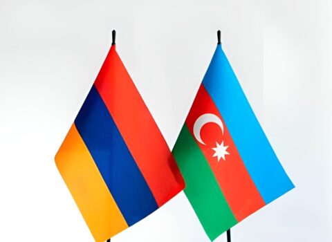 İki əzəli düşmən birləşir…