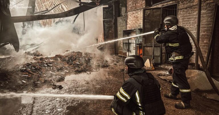Ukraynada Rusiya hücumu: 2 ölü, 15 yaralı – Zelenski açıqladı – VİDEO