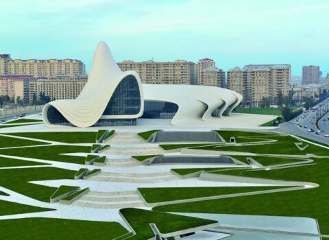 Oquldjaxan Atabayeva Heydər Əliyev Mərkəzində olub