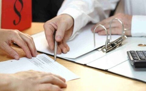 Azərbaycanda manatla verilmiş kreditlər bahalaşdı