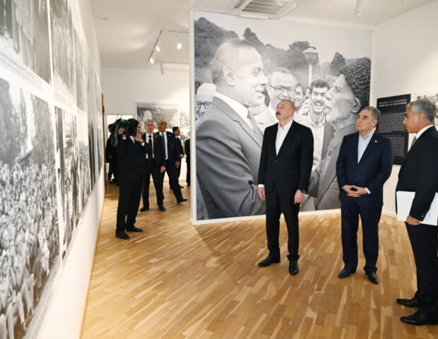 Liderlər “Heydər Əliyev və Qarabağ” sərgisi ilə tanış oldular – FOTOLAR