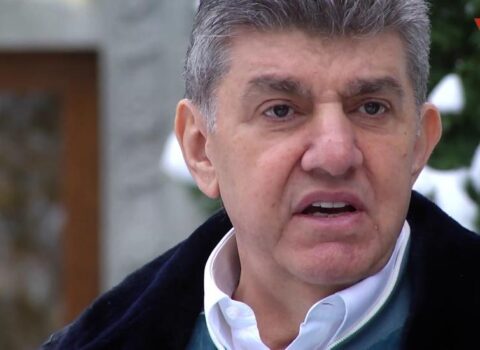 Abramyan köhnə mahnını təkrar edir – Rusiya sevdası
