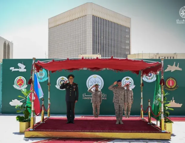 Azərbaycan və Səudiyyə Ərəbistanı Baş qərargah rəisləri görüşdü