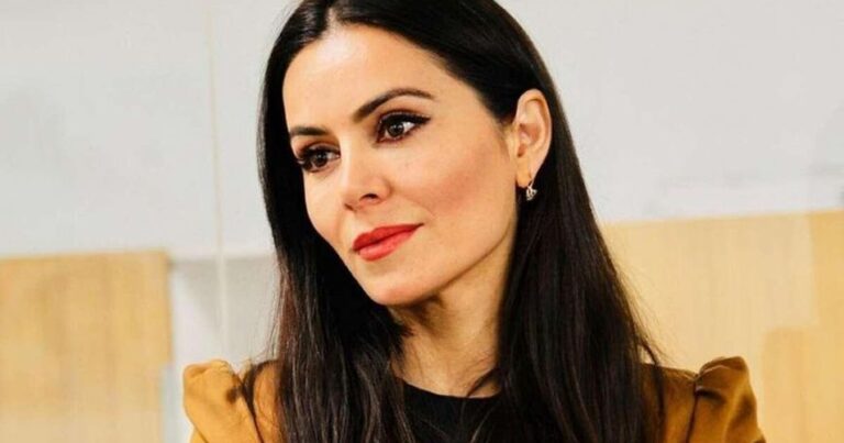 Qənirə Ataşova həmin həkimdən yazdı: “Cərrahi əməliyyat otağı şou yeri deyil, tezliklə açıqlama olacaq”