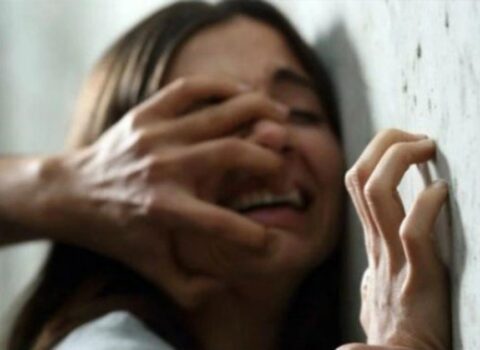 Azərbaycanda 12 yaşlı qız həbsxanada atalığı tərəfindən zorlanıbmış – TƏFƏRRÜAT