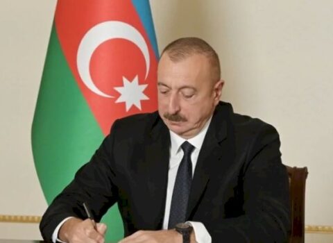 Prezident inzibati cərimələr haqda fərman imzaladı