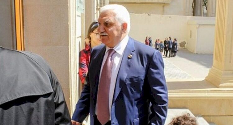 Bəylər Eyyubov yenidən Prezidentin yanında – FOTO