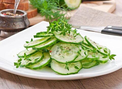 Yayda ən çox yeyilən salat zəhərə çevrilə bilər – DİQQƏT