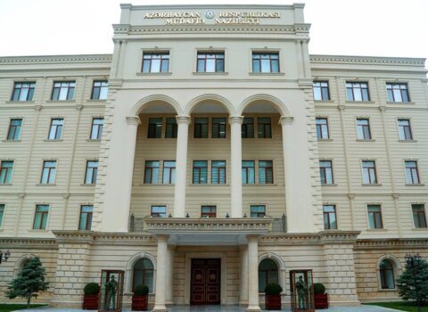 MN: “Azərbaycan Ordusunun bölmələri Ermənistanda ekskavatora atəş açmayıb”