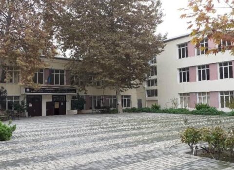 Kollecdə qalmaqal – Direktor hüquqşünası məhkəməyə verdi