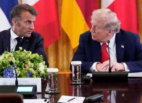 Makron: Tramp, Putin və Zelenski ilə görüşdə Avropanın da təmsil olunması vacibdir