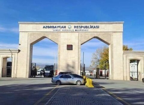 Oktyabrın 1-də quru sərhədlər açılacaq?