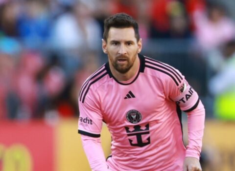 Messi zədələndi