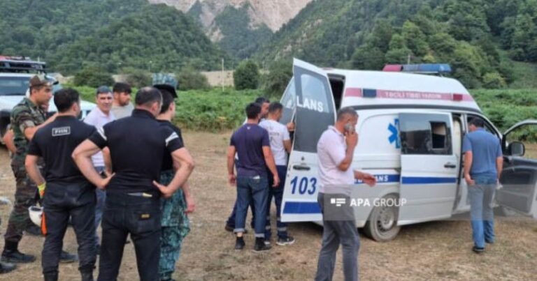 Qəbələdə çoban qayadan yıxılıb Qəbələdə çoban qayadan yıxılıb