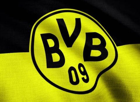İngiltərə nəhənginin futbolçusu “Borussiya”ya keçir