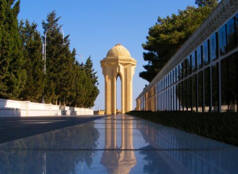 “Şəhidlər Xiyabanı”na “müqəddəs məkan” statusu verilə bilər – Bundan sonra ziyarət edənlər…