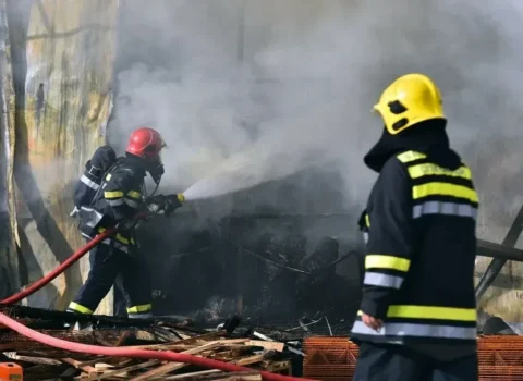 Dövlət Sərhəd Xidməti Aparatının inzibati binasında YANĞIN OLDU