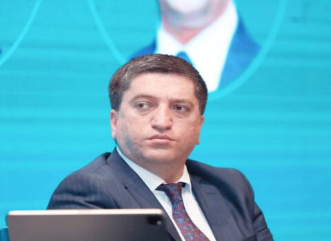 İqtisadiyyat nazirinə yeni müşavir təyin edildi