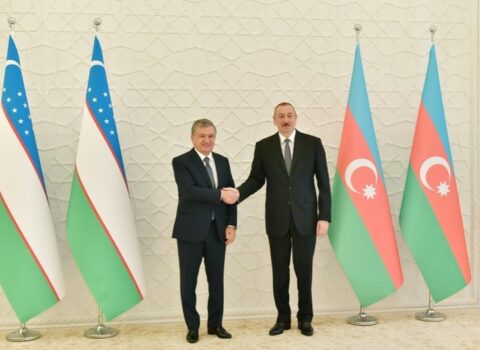 Şavkat Mirziyoyev Prezident İlham Əliyevə məktub ünvanlayıb