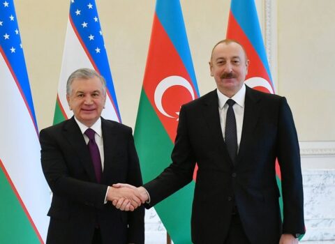 İlham Əliyev Şavkat Mirziyoyevə zəng edib