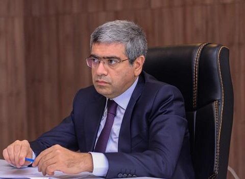 Nazir Fərid Zeynalovu vəzifəsindən azad etdi – Yeni təyinat