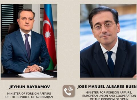 Ceyhun Bayramov ispaniyalı həmkarı ilə müzakirə apardı