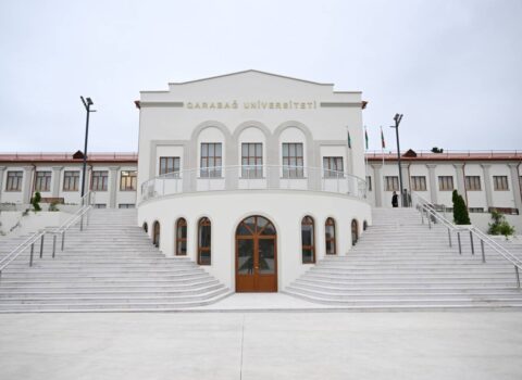 600-dən yuxarı bal toplayan neçə gənc Qarabağ Universitetini seçib?