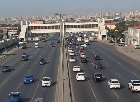 Bakının bir sıra yollarında tıxac yarandı