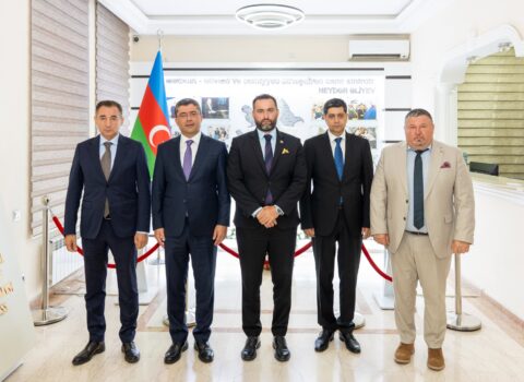 MEDİA Rumıniyanın nümayəndə heyəti ilə görüş keçirdi
