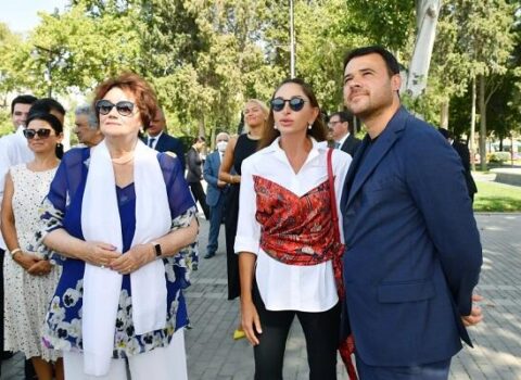 Emin Mehriban Əliyevanı belə təbrik etdi – Video