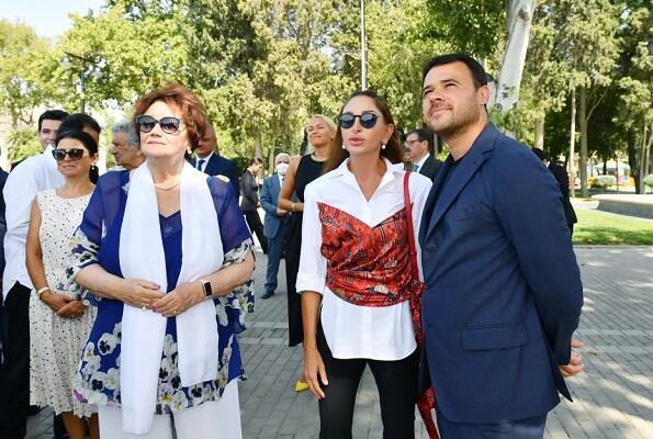 Emin Mehriban Əliyevanı belə təbrik etdi – Video