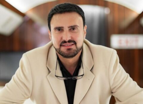 “Bəzi qadınlar “Tarqovı”da ərəblərə görə saçyolduya çıxırdılar…” – Nadir Qafarzadə