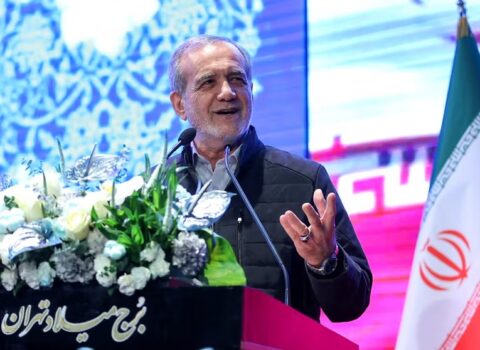 Pezeşkianın bayrağımıza hörmətsizliyi, yoxsa?.. – Narahatlıq yaradan FOTO