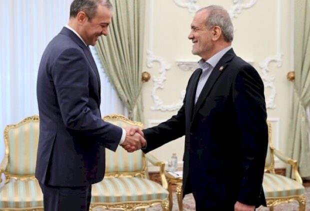 Məsud Pezeşkian Ermənistan rəsmisini qəbul etdi