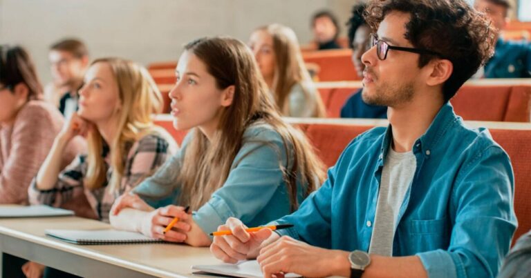 Bu ixtisasları seçsəniz, işsiz qalmayacaqsınız – Ən yüksək və az maaşlı sahələr