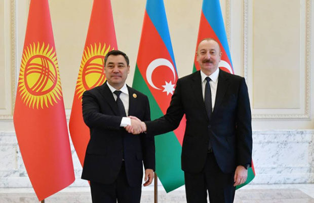 İlham Əliyev həmkarını təbrik etdi