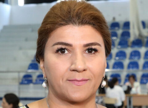 Əməkdar müəllimin ölkədən çıxışına “STOP” qoyuldu