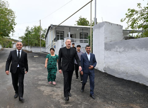 Prezident Xocalı rayonunun Badara kəndində olub – FOTO