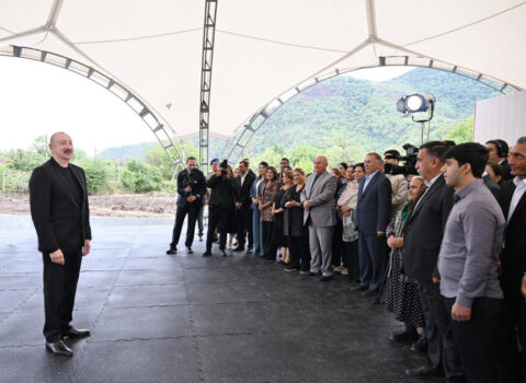 İlham Əliyev Xocalının Badara, Daşbulaq, Seyidbəyli və Şuşakənd kəndlərinin sakinləri ilə görüşüb – FOTO
