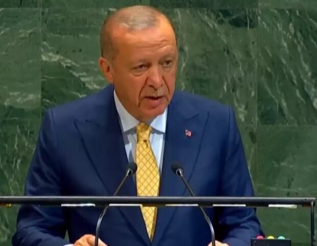 Fələstindən danışan Ərdoğanın mikrofonunu söndürdülər – VİDEO