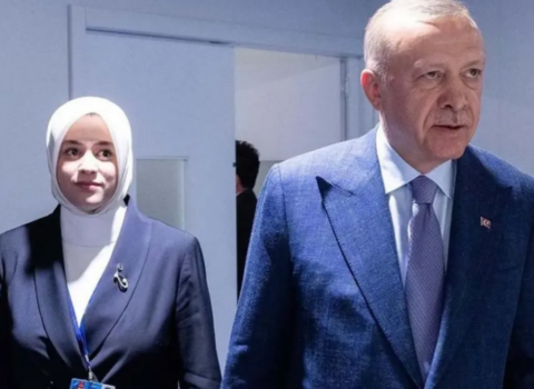 Ərdoğanın yanından ayırmadığı Fatimə kimdir?