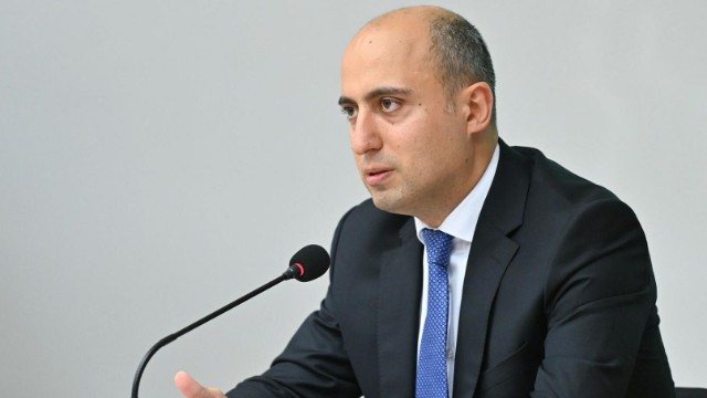 “Məktəblərdə pul yığılmasına qarşı tədbirlər görülür”