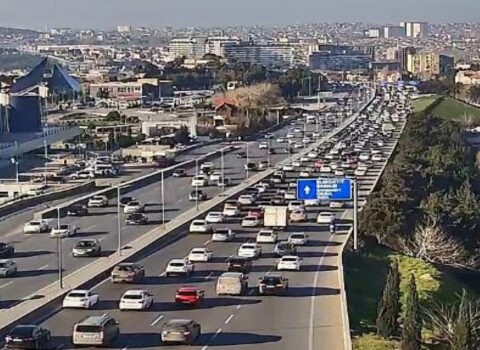Hökumət Bakının xilası üçün çırmandı – Tıxaclara son?