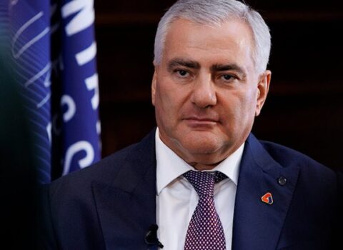 Karapetyan bu ölkənin vətəndaşlığından məhrum edildi