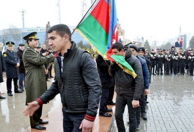 DİQQƏT! Bu şəxslərə hərbi xidmətdən möhlət verilir