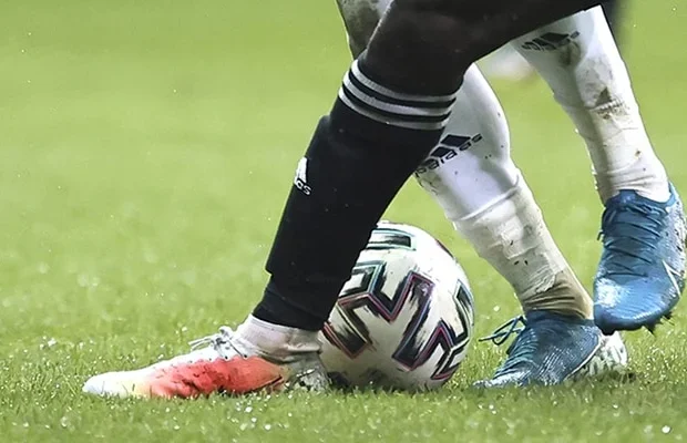 Məşhur futbolçunun evi yandı – FOTO
